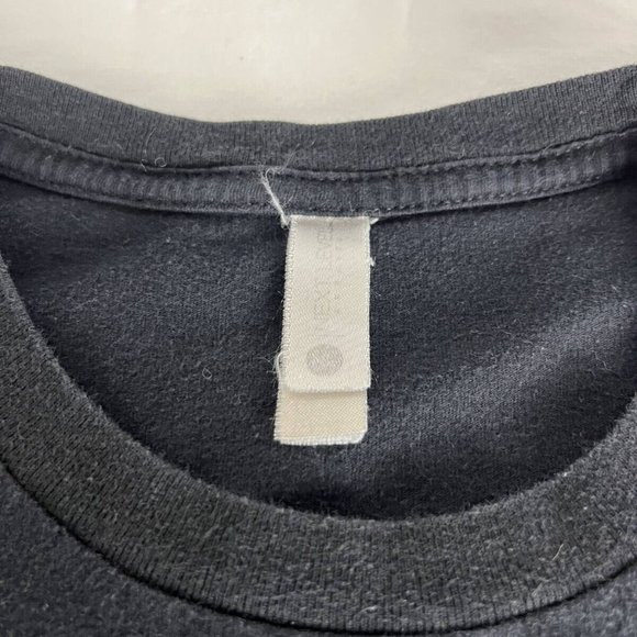 Next Level Apparel T-Shirt Top Women Size Medium Black World Tour 2017 Crew Neck - Picture 2 of 5